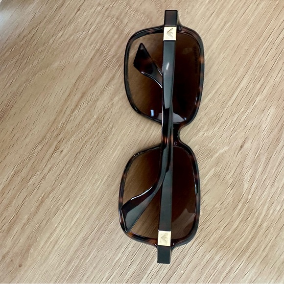 Authentic Emporio Armani Vintage Tortoise Women’s Classic Sunglasses 9685/S - Picture 8 of 11